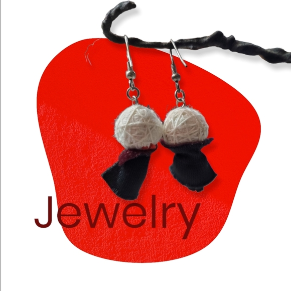 Little Voodoo Doll Man Vampire Guy Pair of Earrings - Picture 9 of 12